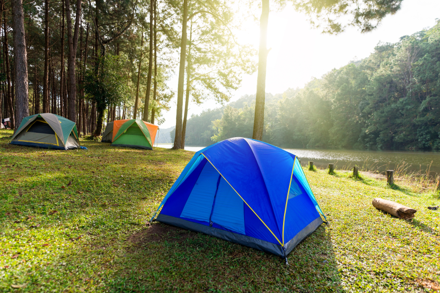 tente camping Dordogne bord riviere