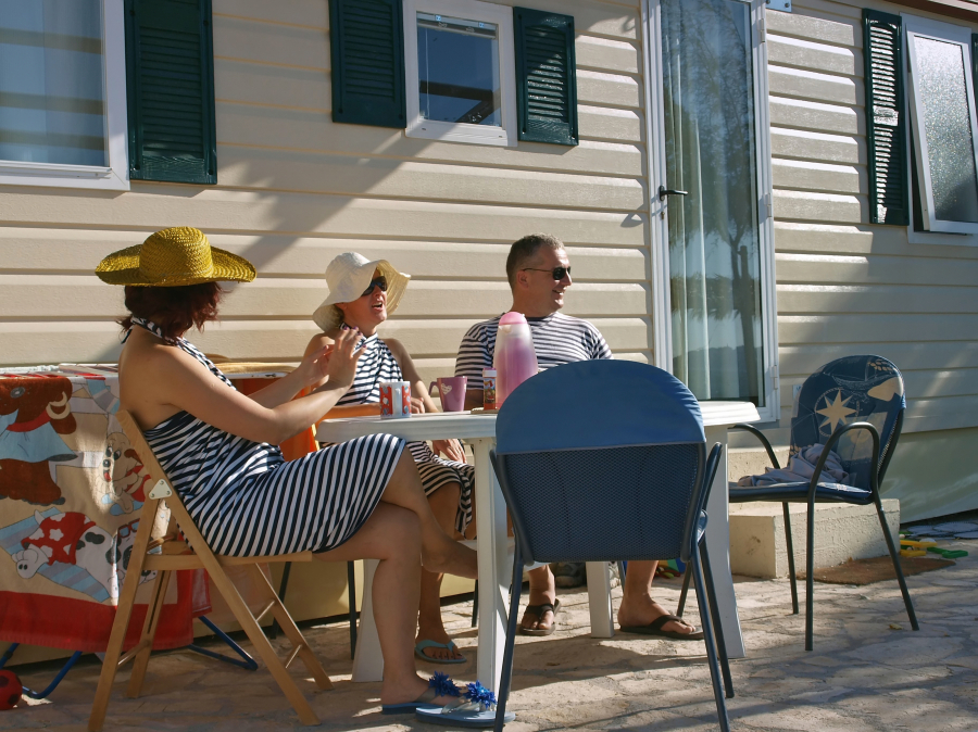 famille en camping mobile home Vendée